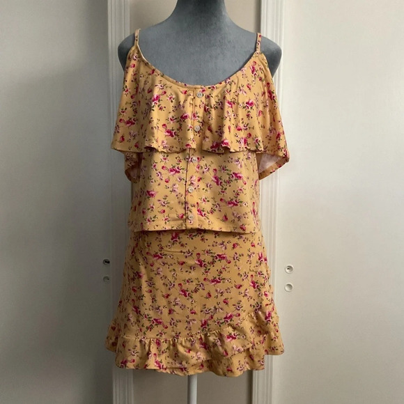 Two-Piece Tank Top Ruffle Skirt Set ๐ - Picture 2 of 7